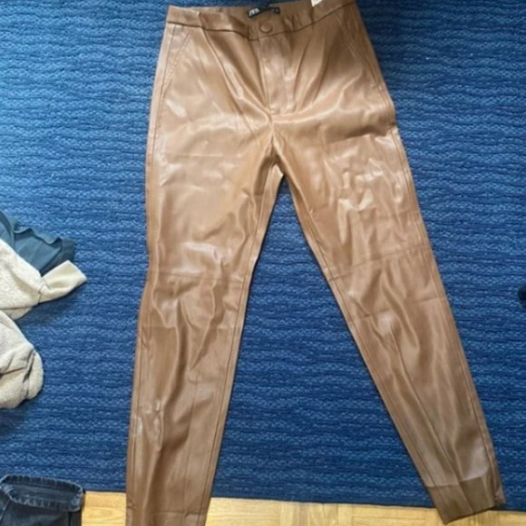 FAUX LEATHER LEGGINGS - Picture 3 of 5